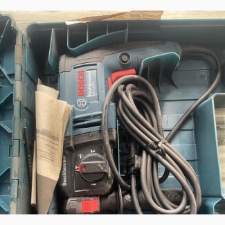 Brand New Bosch GBH 2000 Professional Drilling Machine