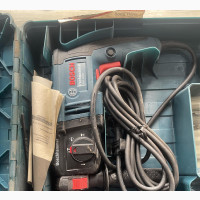 Brand New Bosch GBH 2000 Professional Drilling Machine