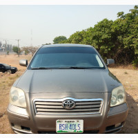 Toyota Avensis 2005 Brown