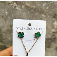 VCA Necklace Set