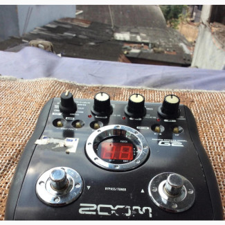 Uk Used Pro Zoom G2 Guitar Multi-Effects Pedal